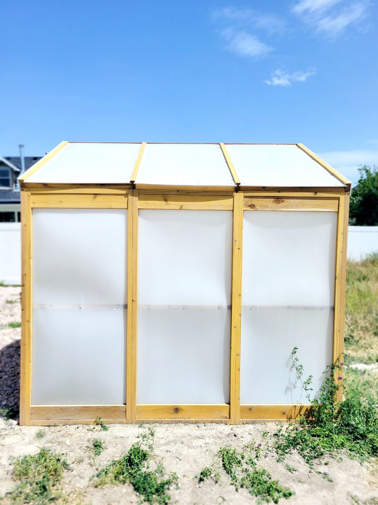 Greenhouse for growing plants year-round